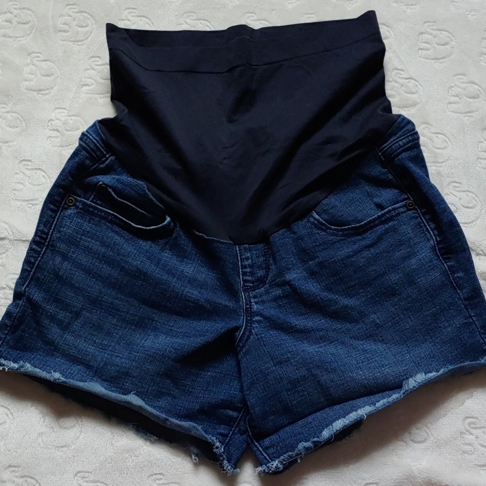 Maternity jean shorta
